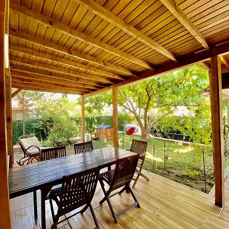 Seafront Mansion Summer House In Сasa de vacaciones Ayvalı