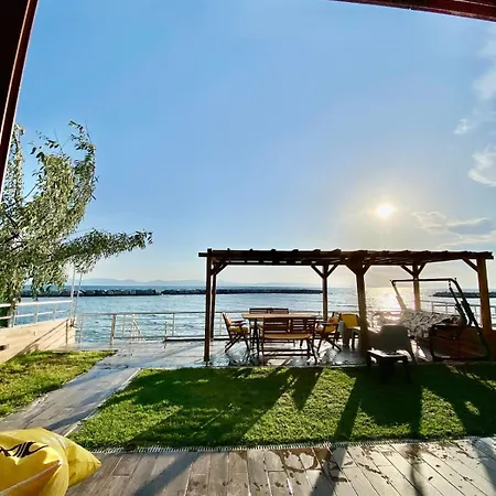 Casa de Férias Seafront Mansion Summer House In Ayvalı
