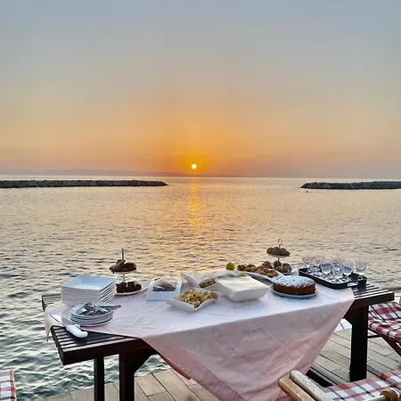 Vakantiehuis Seafront Mansion Summer House In Ayvalı