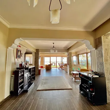 Seafront Mansion Summer House In