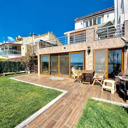 Seafront Mansion Summer House In