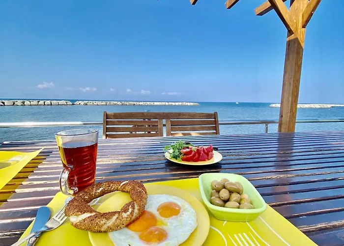 Ferienhaus Seafront Mansion Summer House In