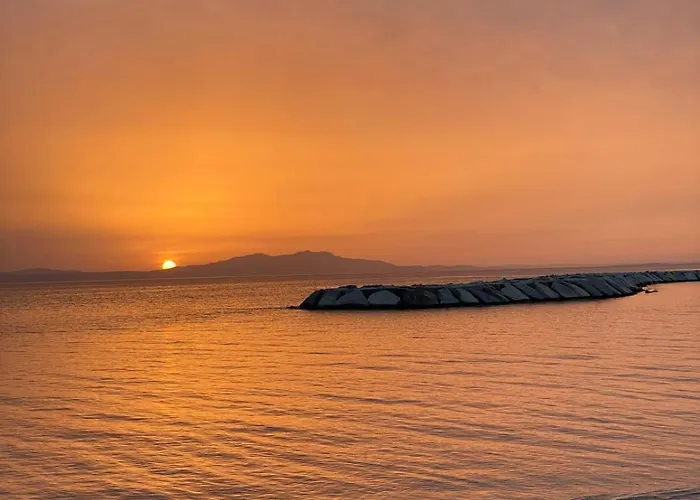 Ferienhaus Seafront Mansion Summer House In