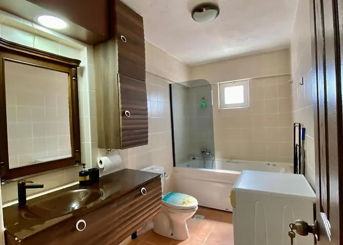 Seafront Mansion Summer House In Ferienhaus *