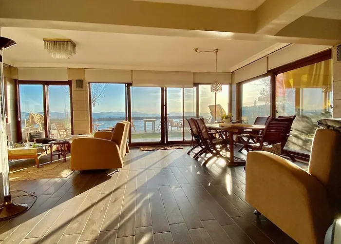 Seafront Mansion Summer House In